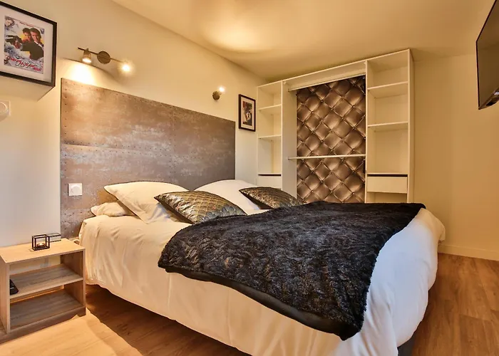 CHALET CINEMA - Climatisé- Les Belles Ouvrières Clermont-Creans